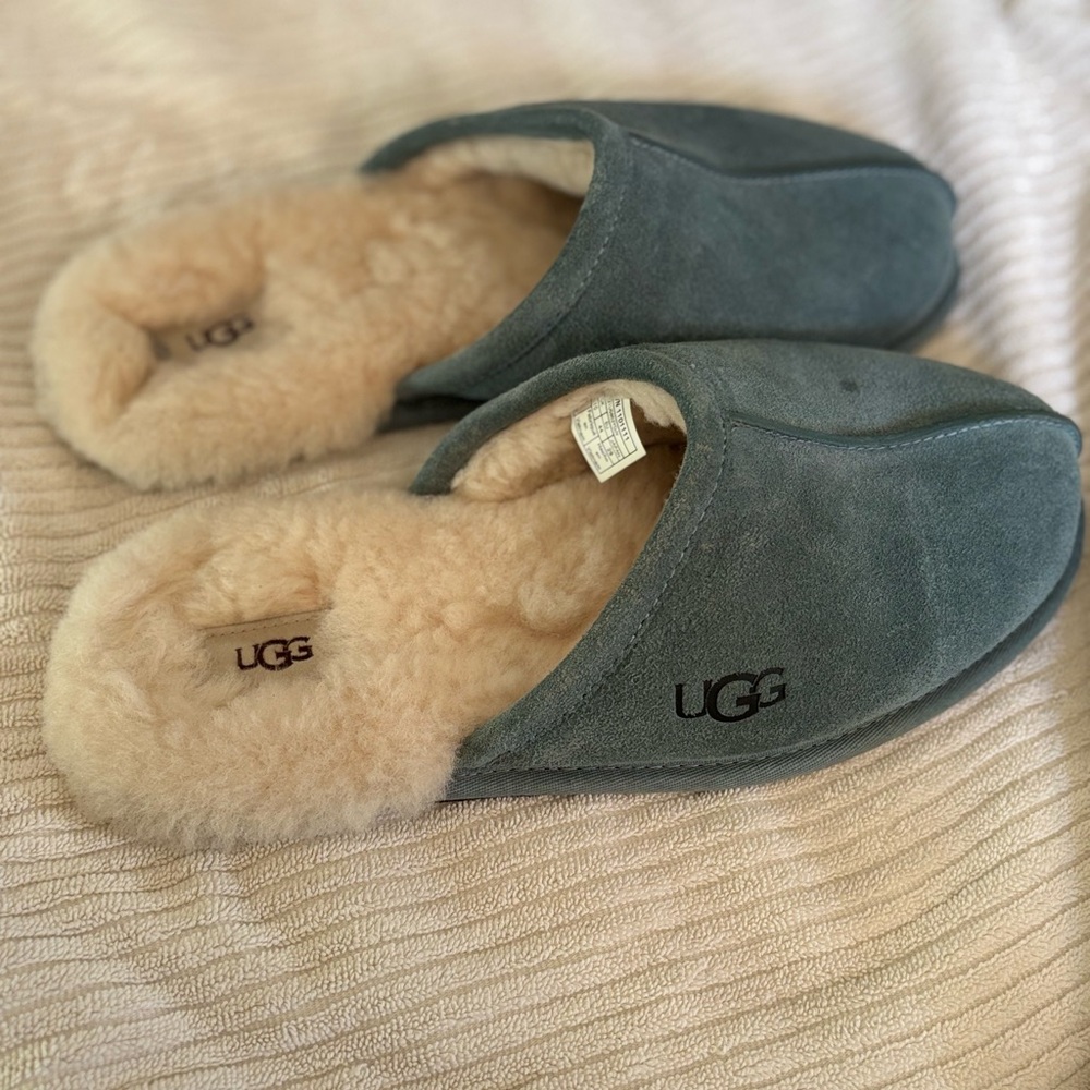 Ugg slippers
